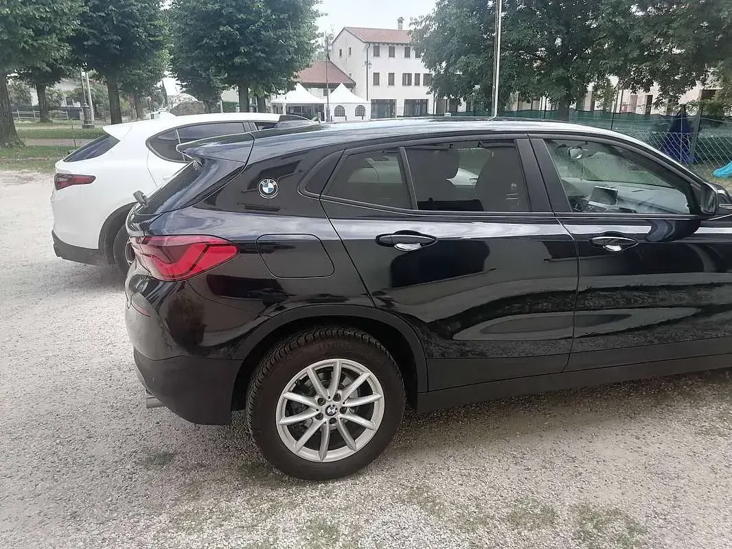 Usata BMW X2 150 CV (110 kW) 2020 Nero SUV