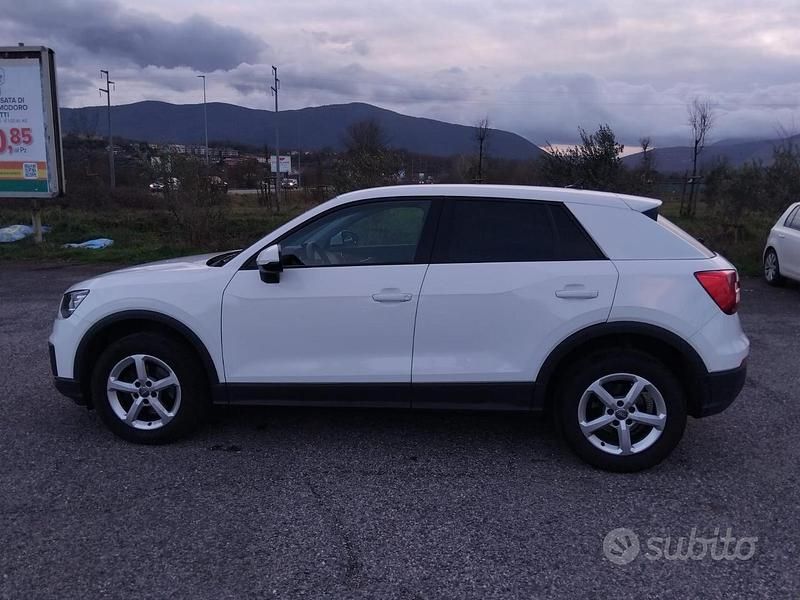 Usata Audi Q2 Business 116 CV (85 kW) 2020 Bianco SUV