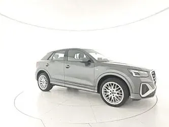 Usata Audi Q8 S-Line 286 CV (210 kW) 2023 Grigio scuro SUV
