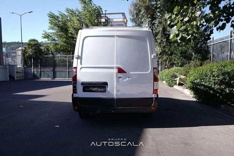 Usata Renault Master T28 135 CV (99 kW) 2020 Bianco Monovolume