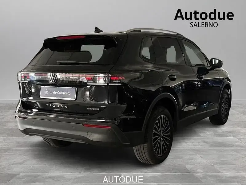 Usata VW Tiguan Edition 204 CV (150 kW) 2024 Nero SUV