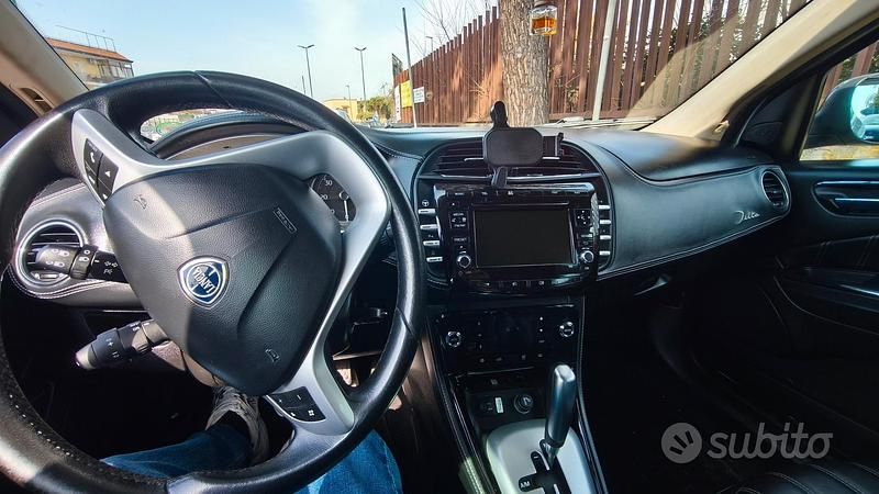 Usata Lancia Delta 2012 Utilitaria