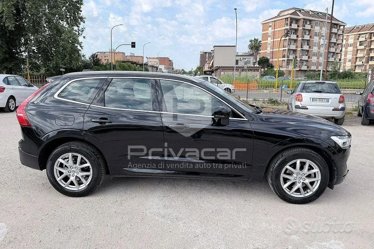 Usata Volvo XC60 Momentum 190 CV (139 kW) 2020 Nero SUV