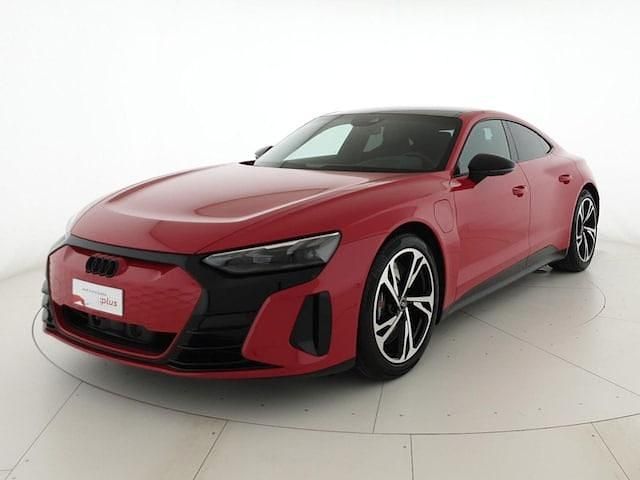 Rosso tango metallizzato Usata 2023 Audi e-tron GT quattro Ambiente Berlina | 69.900 € (Super prezzo) - Immagine 1/4