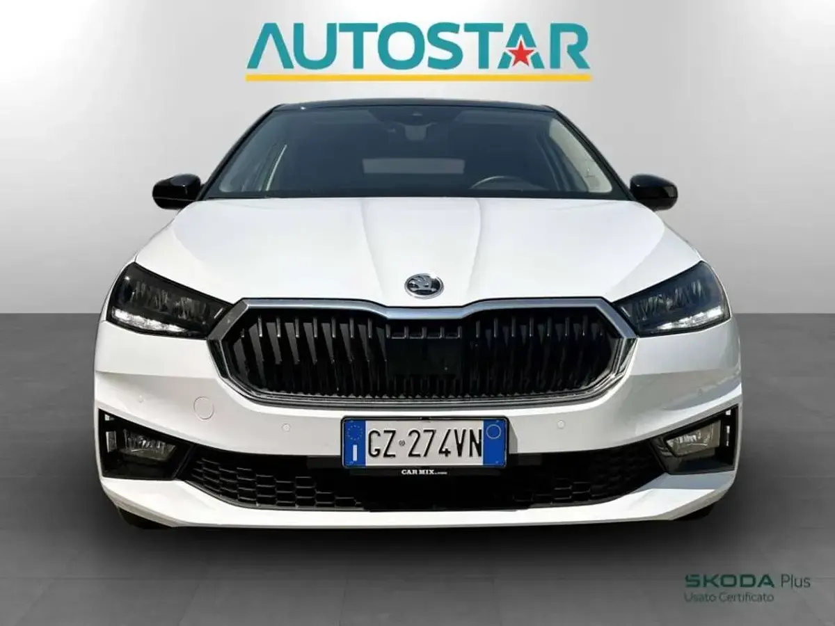 Usata Skoda Fabia 95 CV (69 kW) 2025 Bianco luna metallizzato nero Utilitaria