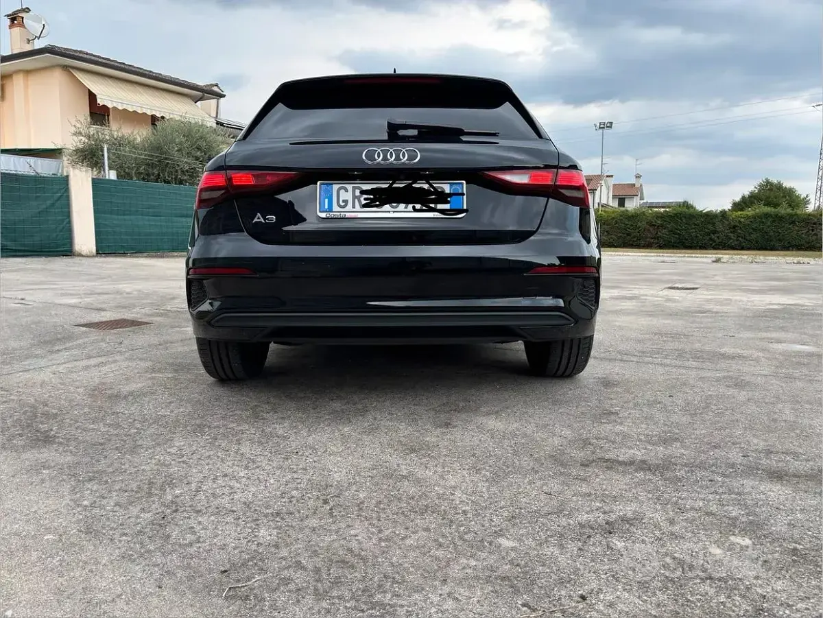 Usata Audi A3 Business 116 CV (85 kW) 2024 Nero Berlina