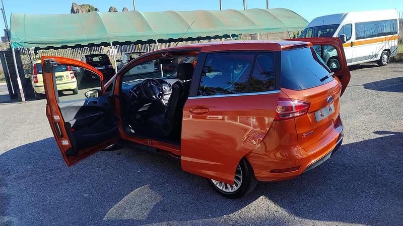 Usata Ford B-MAX Titanium 101 CV (74 kW) 2013 Arancione Monovolume