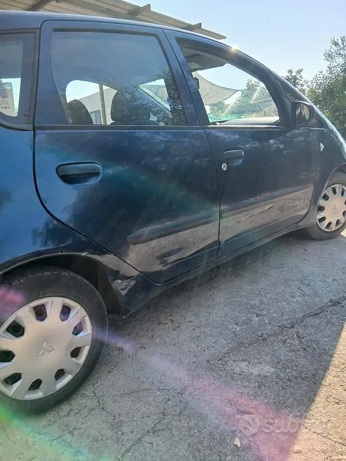 Usata Mitsubishi Colt 2005 Bluazzurro Utilitaria