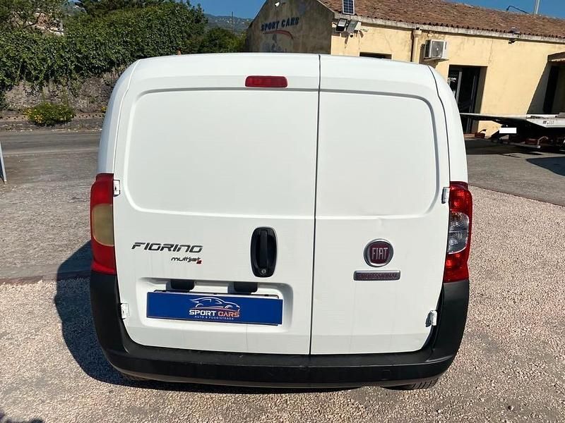 Usata Fiat Fiorino Trekking 95 CV (69 kW) 2017 Bianco Monovolume