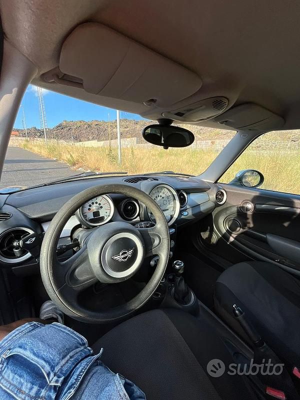 Usata Mini Cooper Coupé 112 CV (82 kW) 2010 Grigio Coupé