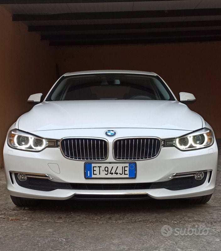 Usata BMW 320 Luxury Line 2014 Berlina