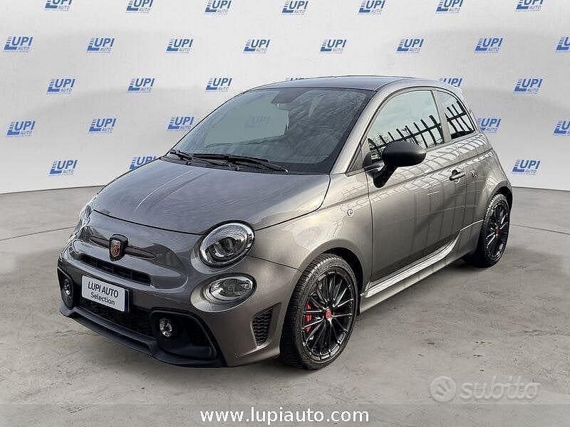 Usata Abarth 695 Turismo 180 CV (132 kW) 2023 Grigio Utilitaria