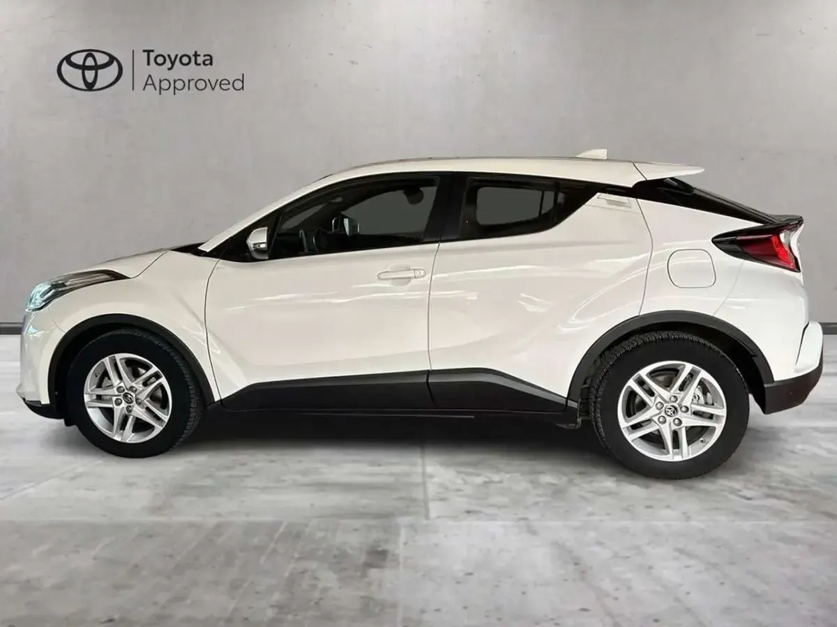 Usata Toyota C-HR Active 122 CV (89 kW) 2022 Other SUV