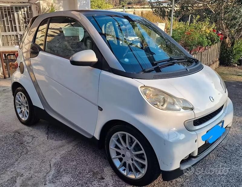 Usata Smart ForTwo Coupé 2011 Bianco Coupé