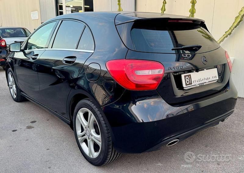 Usata Mercedes A180 109 CV (80 kW) 2014 Nero Berlina