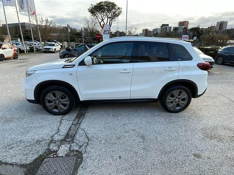 Usata Suzuki Vitara Cool 129 CV (94 kW) 2022 Bianco SUV