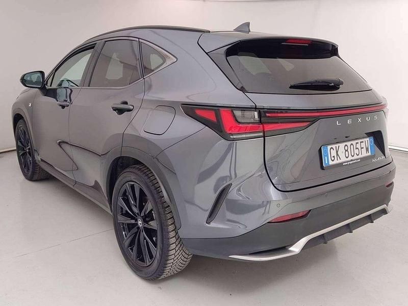 Usata Lexus NX200t Sport Line 185 CV (136 kW) 2022 Grigio SUV