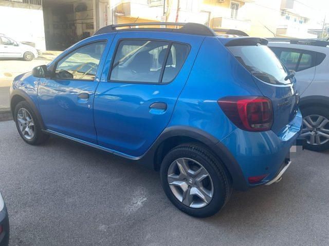 Usata Dacia Sandero Anniversary 100 CV (73 kW) 2020 Blu