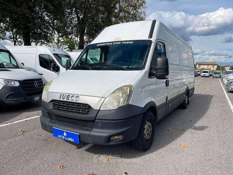 Usata Iveco Daily 170 CV (125 kW) 2013 Bianco Berlina