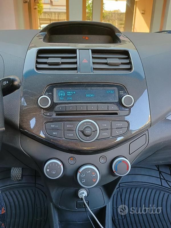 Usata Chevrolet Spark 68 CV (50 kW) 2013 Nero Utilitaria