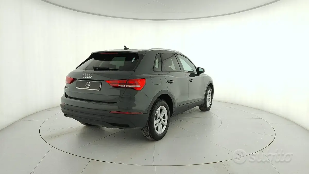 Gebraucht Audi Q3 Sportback 150 PS (110 kW) 2022 Grau SUV