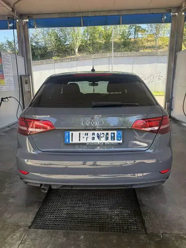 Usata Audi A3 Design 116 CV (85 kW) 2018 Berlina