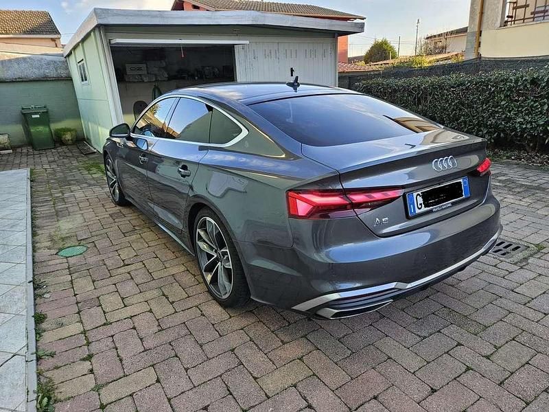 Usata Audi A5 Sportback S-Line 163 CV (119 kW) 2023 Grigio Utilitaria