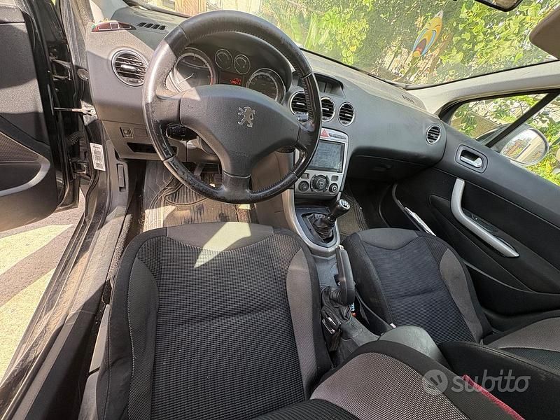 Usata Peugeot 308 90 CV (66 kW) 2009 Nero Berlina