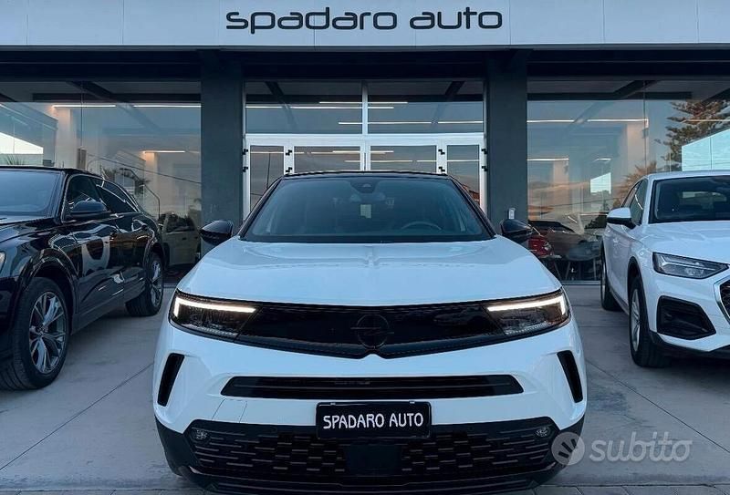 Usata Opel Mokka GS Line 101 CV (74 kW) 2023 Bianco SUV