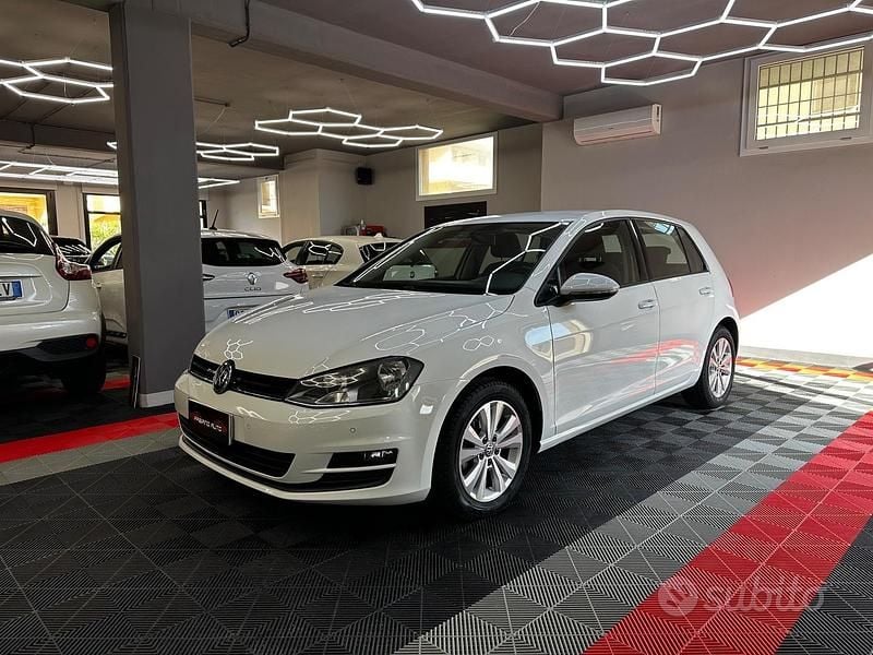 Usata VW Golf VII 110 CV (80 kW) 2015 Bianco Berlina