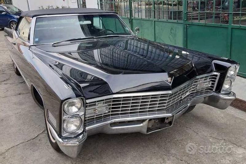 Usata Cadillac Deville 379 CV (278 kW) 1960 Nero Berlina