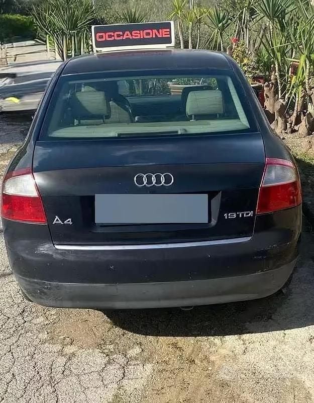 Usata Audi A4 130 CV (95 kW) 2003 Nero Berlina