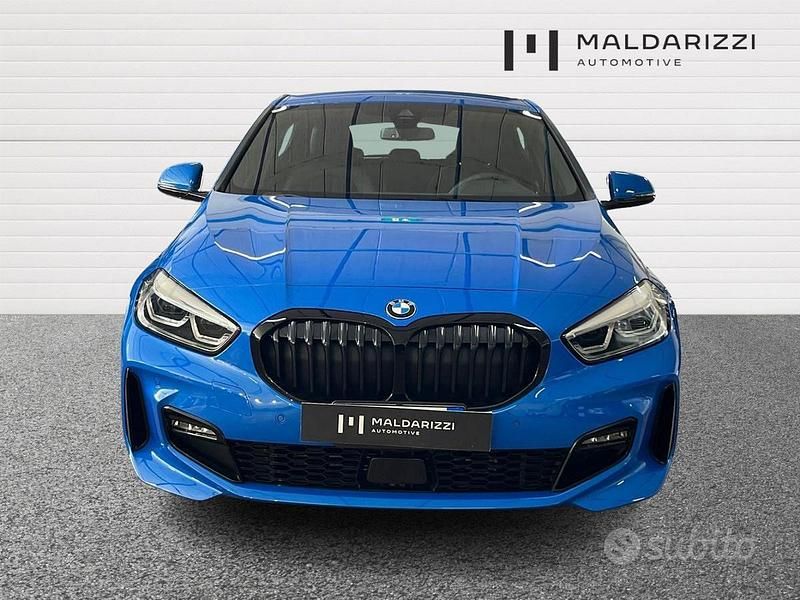 Usata BMW 116 M Sport 116 CV (85 kW) 2021 Blu Utilitaria