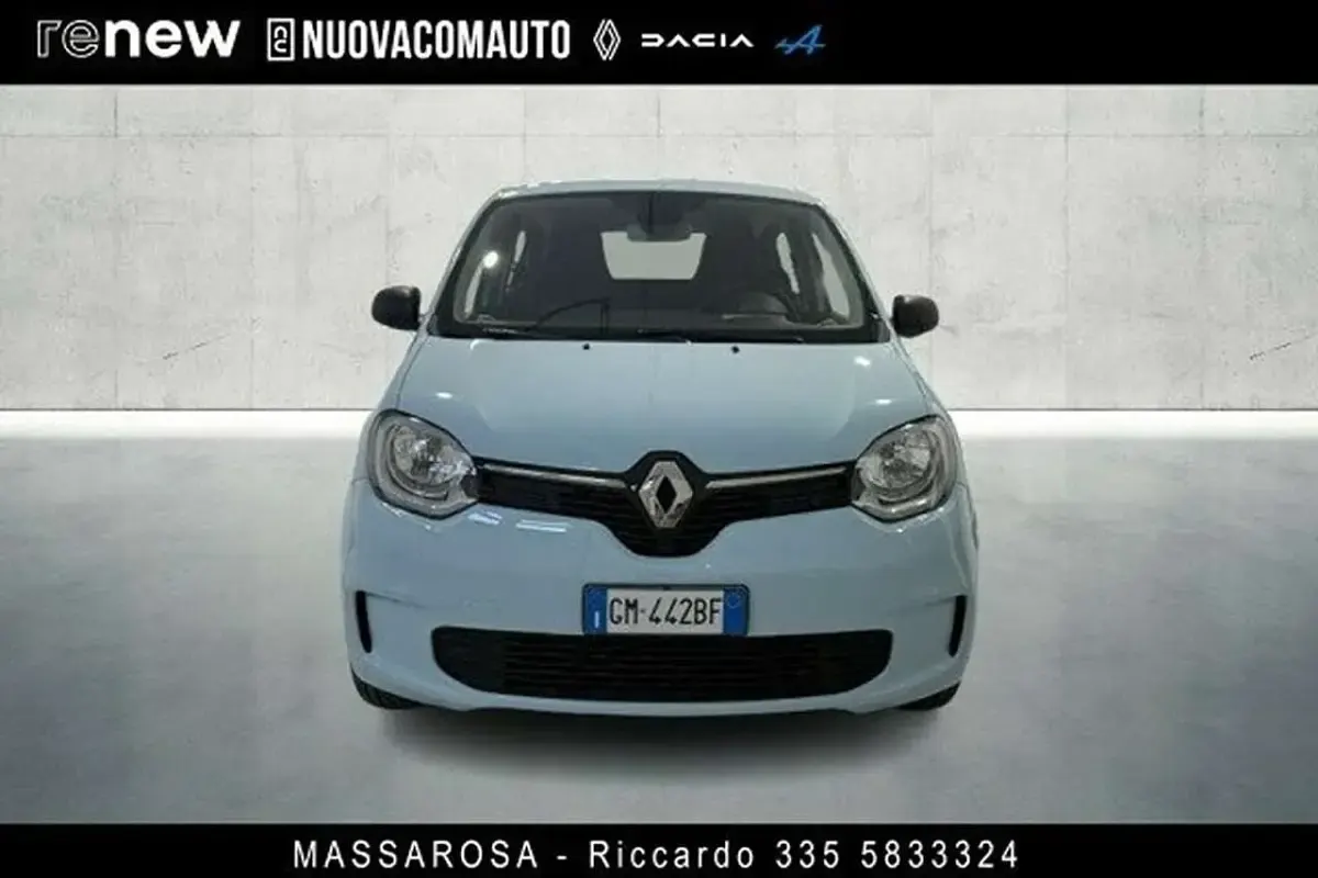 Usata Renault Twingo 60 kW (82 CV) 2023 Blue shopping Utilitaria