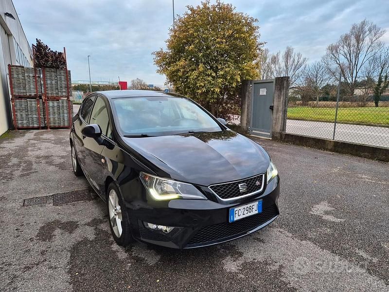 Nero Usata 2016 Seat Ibiza FR Tre volumi | 8000 € (Cara) - Immagine 1/4
