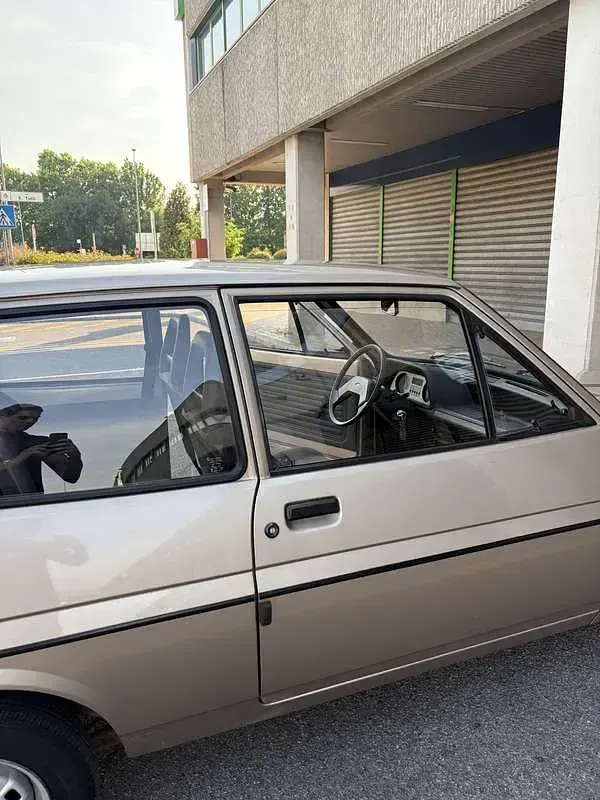 Usata Ford Fiesta Ghia 49 CV (36 kW) 1982 Utilitaria
