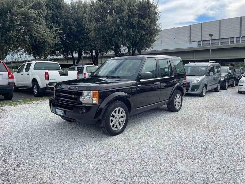 Nero Usata 2009 Land Rover Discovery 3 SE SUV | 10.999 € (Buon prezzo) - Immagine 1/4