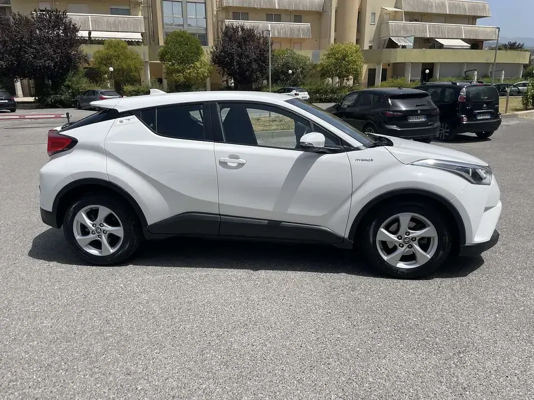 Usata Toyota C-HR Style 98 CV (72 kW) 2019 SUV