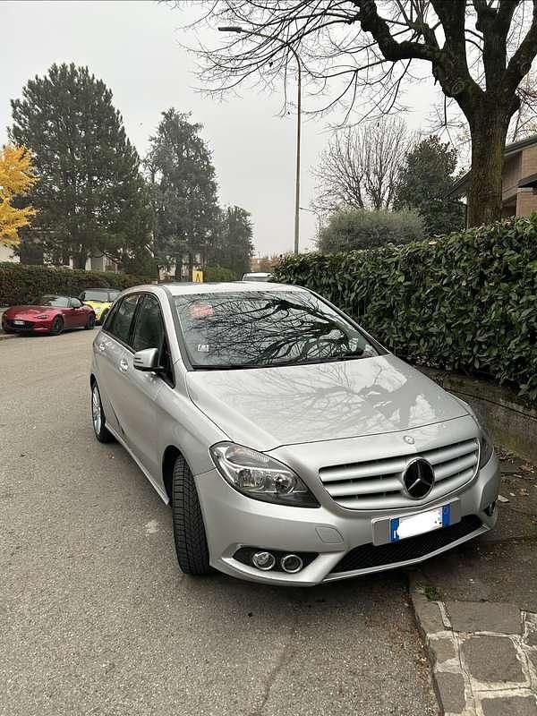 Usata Mercedes B180 Premium 109 CV (80 kW) 2013 Monovolume