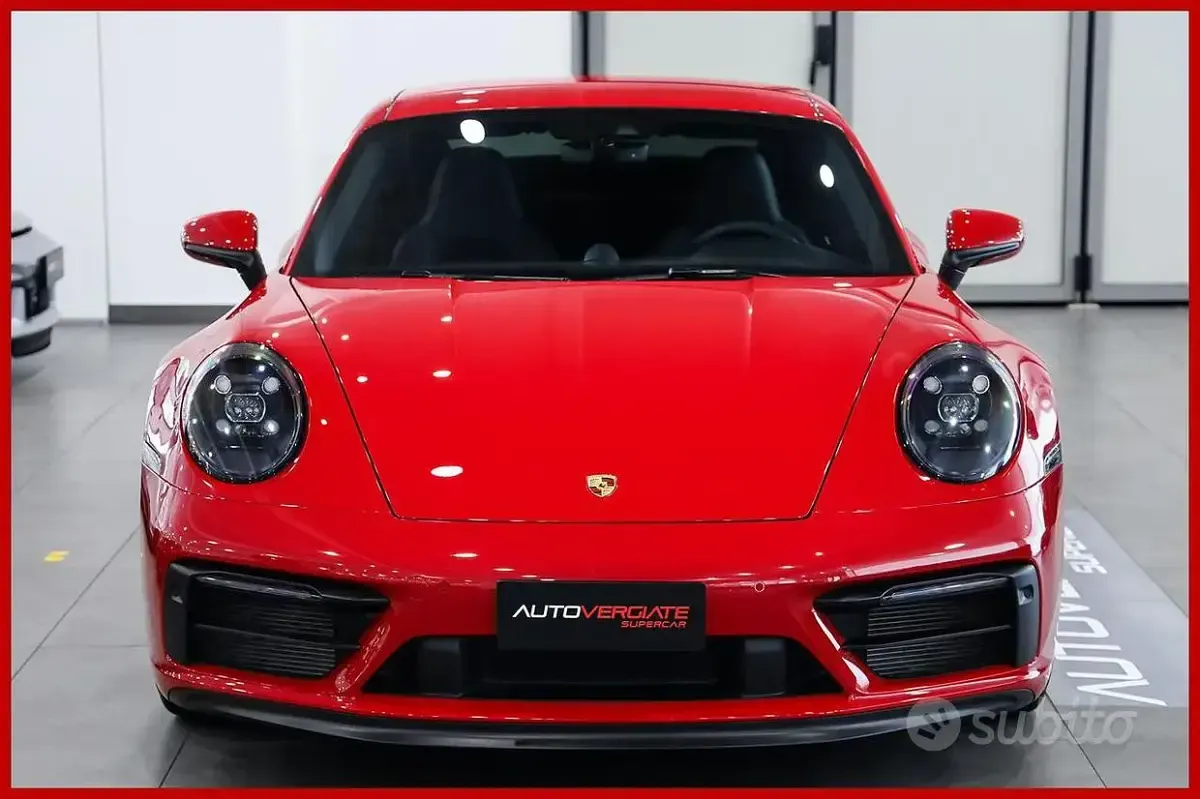 Usata Porsche 911 Carrera GTS 480 CV (353 kW) 2022 Rosso Coupé
