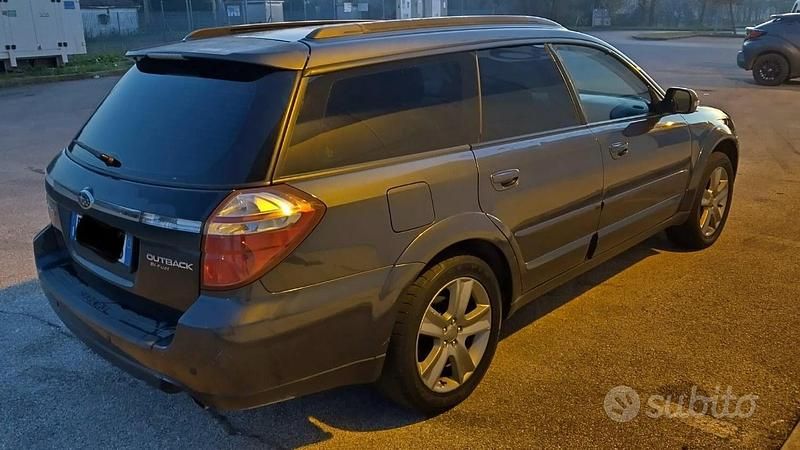 Usata Subaru Outback 2008 Station wagon