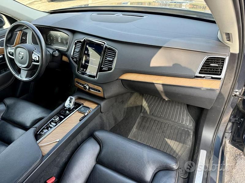 Usata Volvo XC90 Inscription 235 CV (172 kW) 2021 Blu SUV