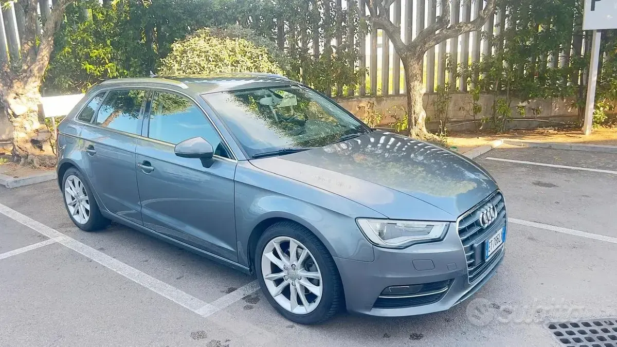 Usata Audi A3 105 CV (77 kW) 2013 Berlina