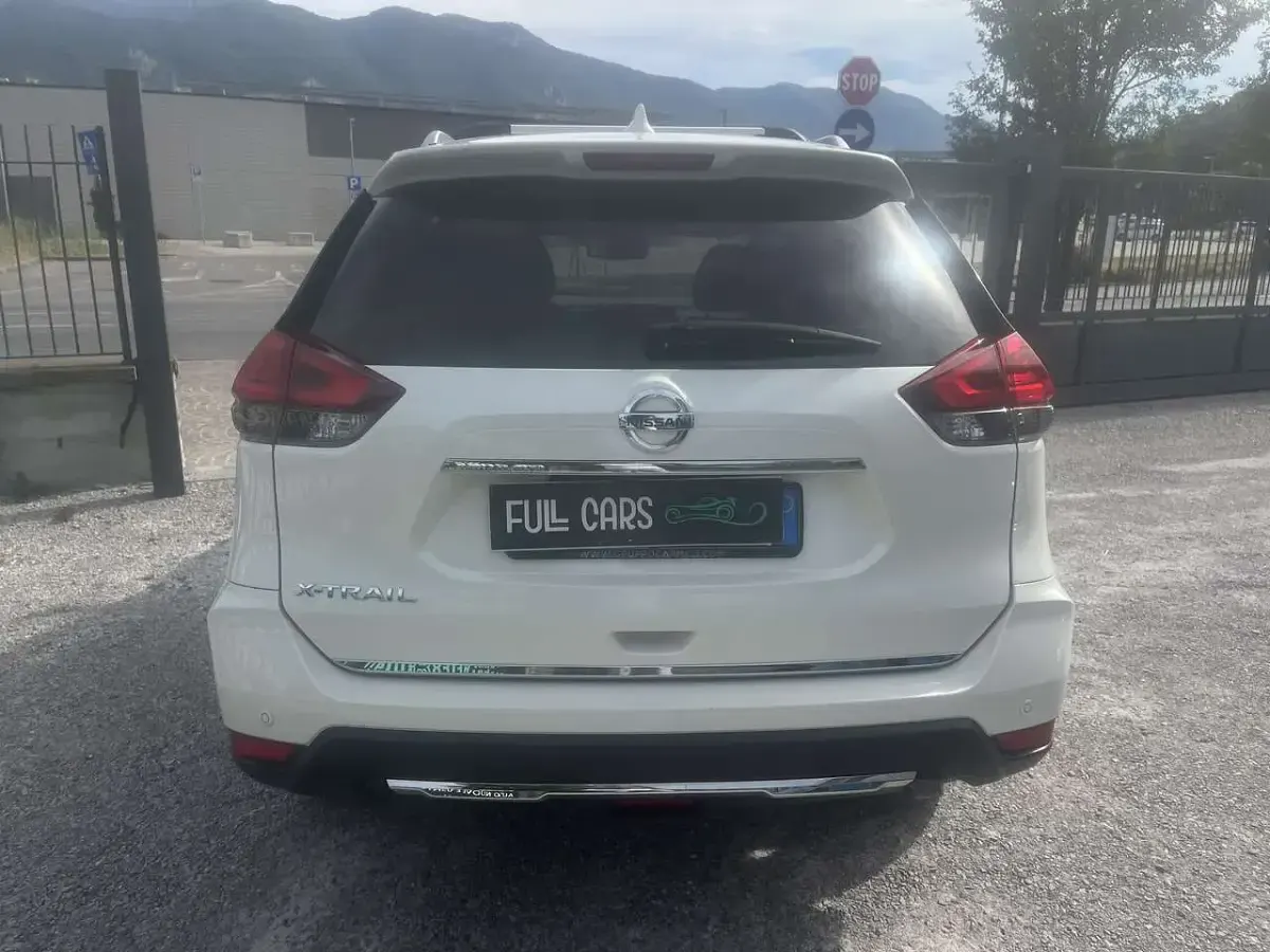 Usata Nissan X-Trail Tekna 150 CV (110 kW) 2019 Bianco SUV