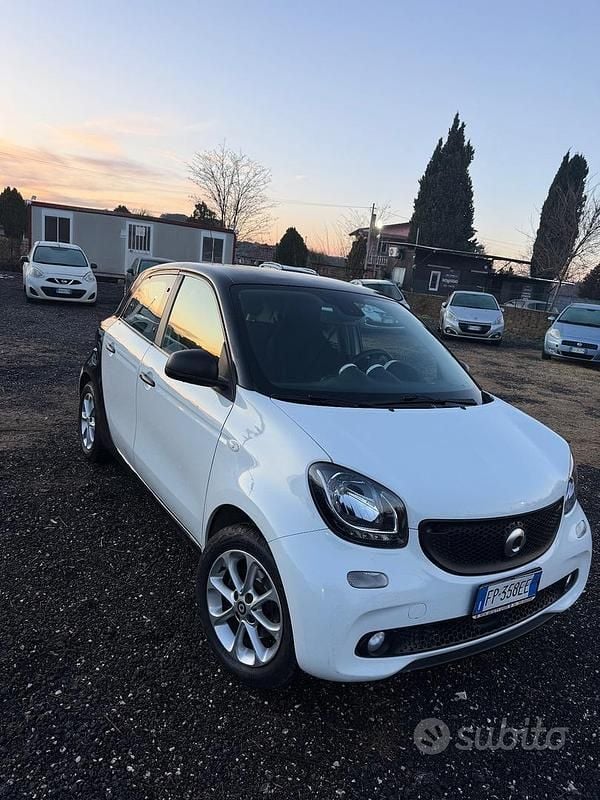 Usata Smart ForFour Prime 71 CV (52 kW) 2018 Bianco Utilitaria