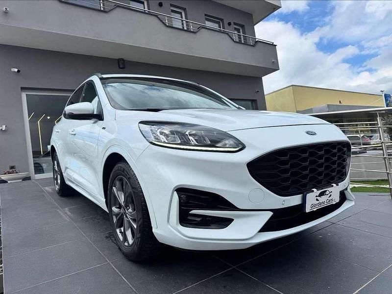 Usata Ford Kuga ST-Line X 120 CV (88 kW) 2021 Bianco SUV
