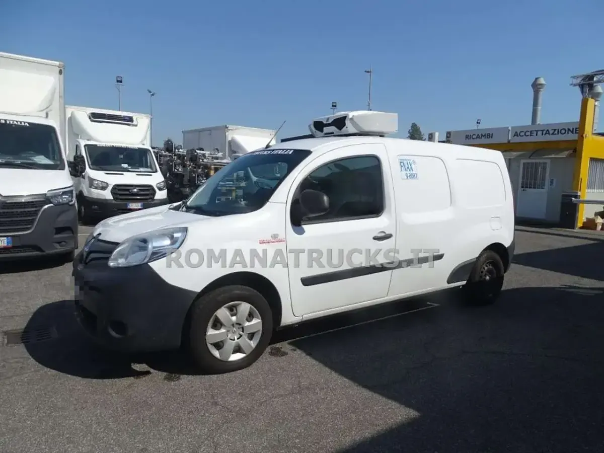 Usata Renault Kangoo 116 CV (85 kW) 2021 Bianco pastello Monovolume