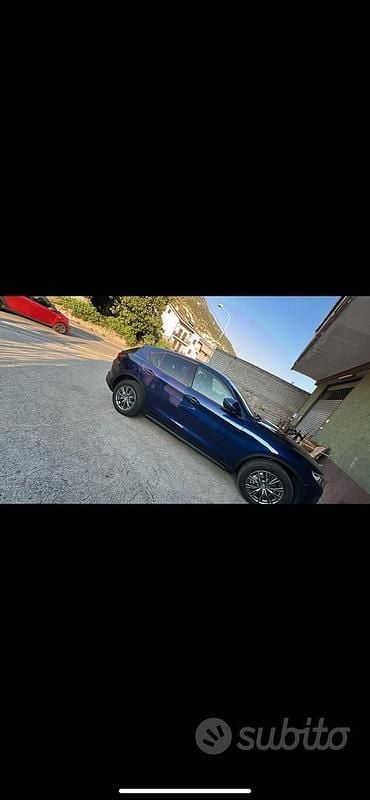 Usata Alfa Romeo Stelvio Executive 210 CV (154 kW) 2017 Blu SUV