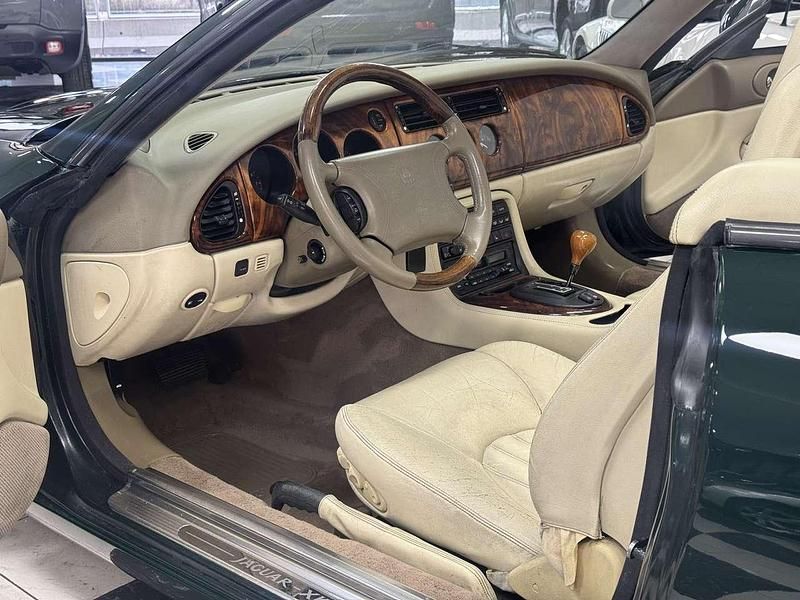 Usata Jaguar XK8 286 CV (210 kW) 1997 Verde Cabrio