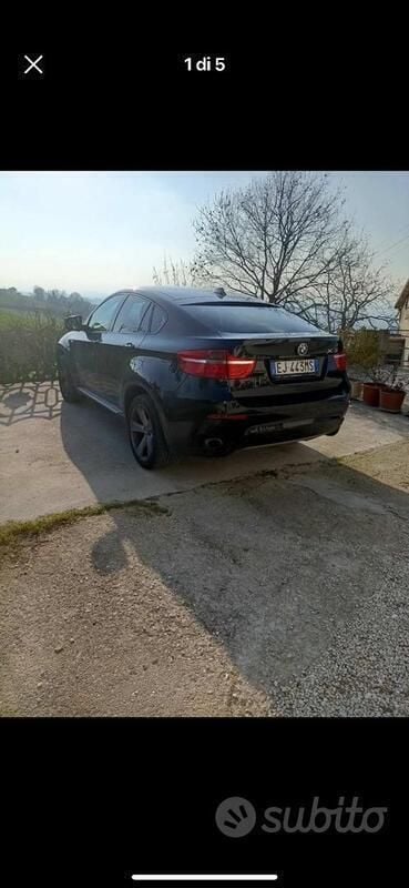 Begagnad BMW X6 2011 Svart SUV